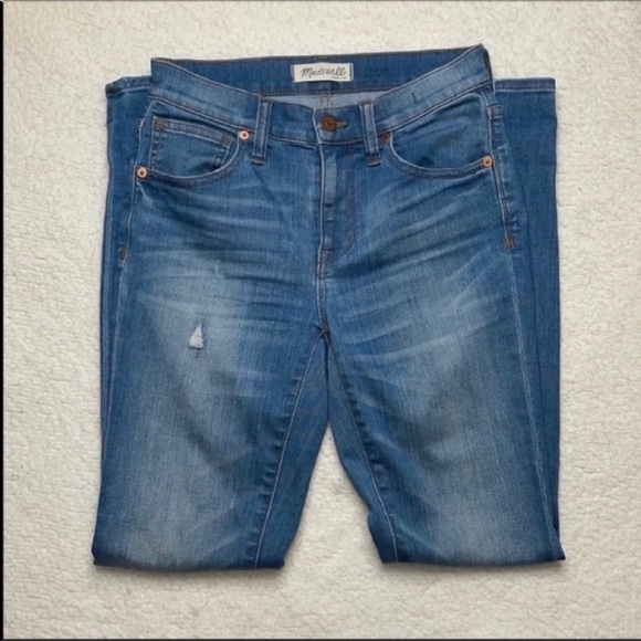 Madewell Light wash High Riser Skinny Skinny Distressed
Size 24 x 29 - Picture 3 of 12